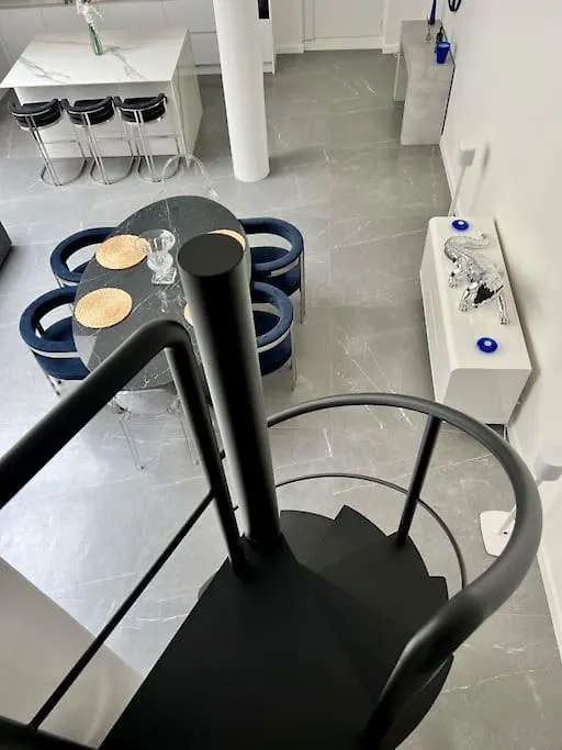 Apartment Magnifique Loft Au Coeur De Nice
